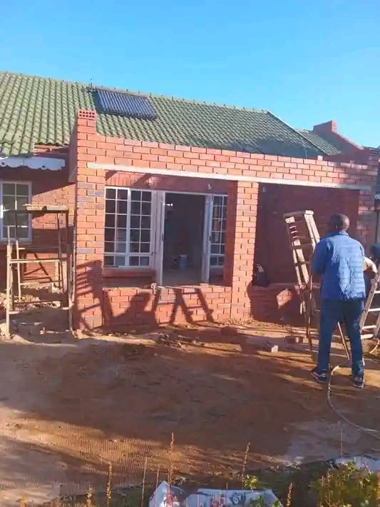 Brick room extension built by Phuda Construction